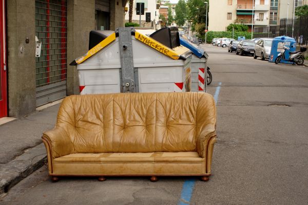 Sofa Disposal in Lima